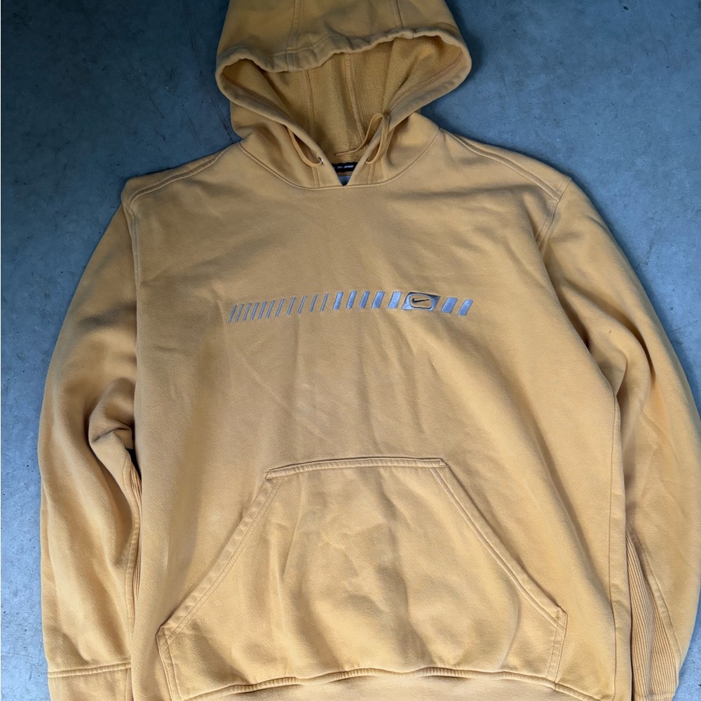 Vintage Y2K Nike Yellow Embroidered hoodie